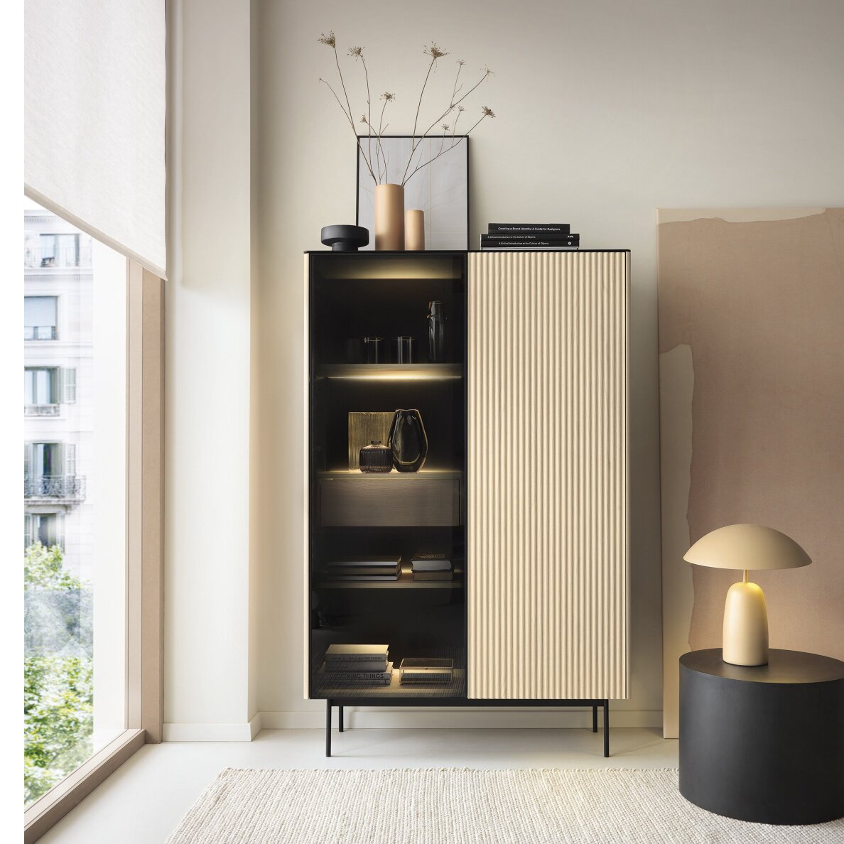 Aukšta vitrina vitrina Taro D