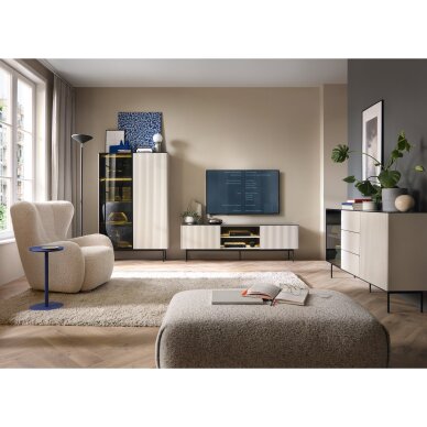 Aukšta vitrina vitrina Taro C 3