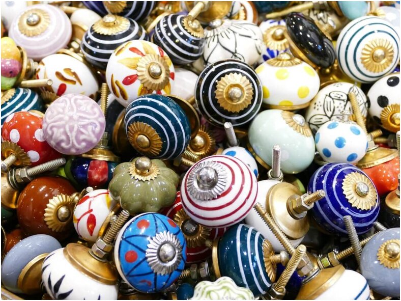 Baldų rankenėlių tipai. Kas tai? Kaip pasirinkti?