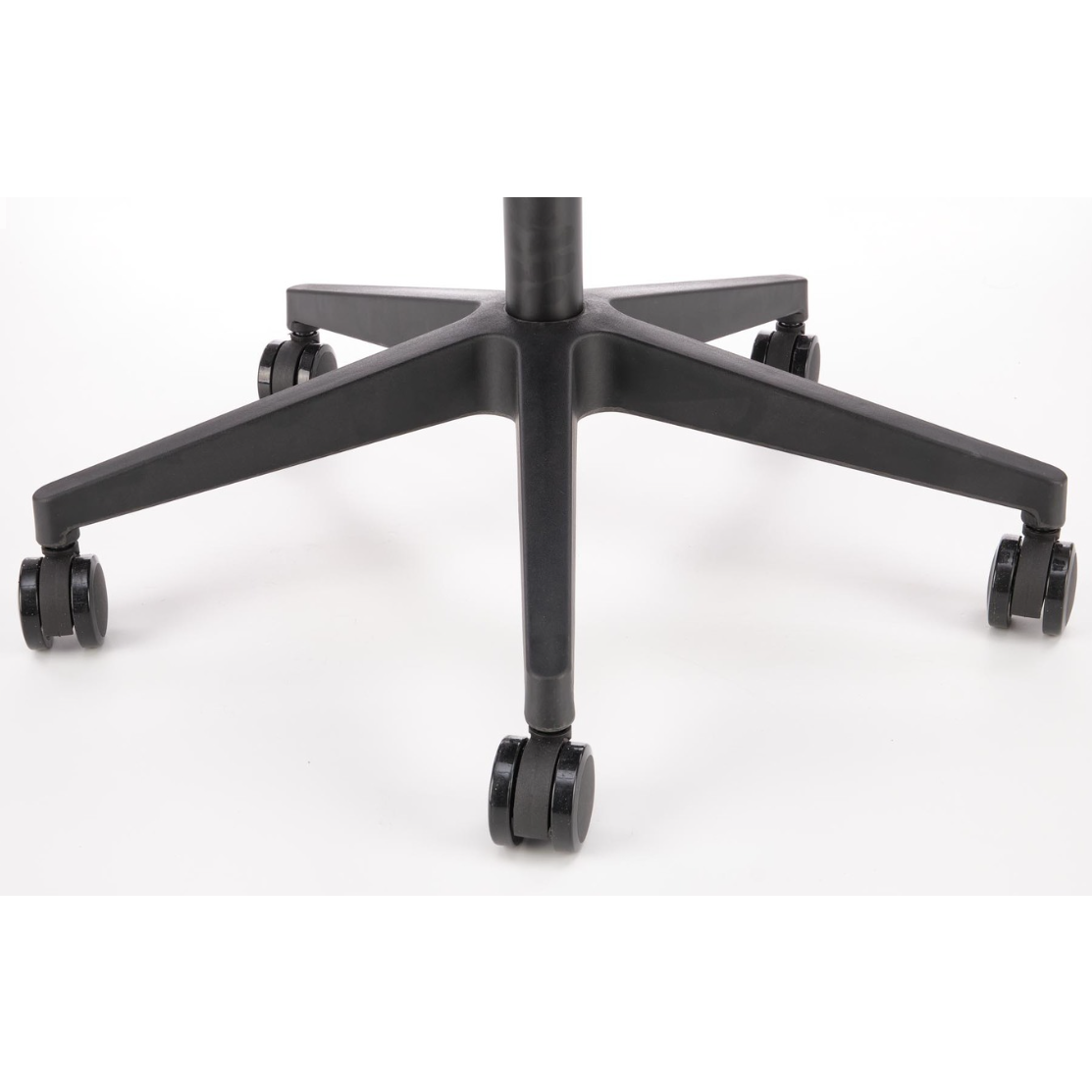 Darbo kėdė LORETO 17 Darbo kėdė LORETO 17