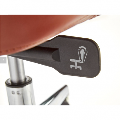 Darbo kėdė CALVANO 8 Darbo kėdė CALVANO 8