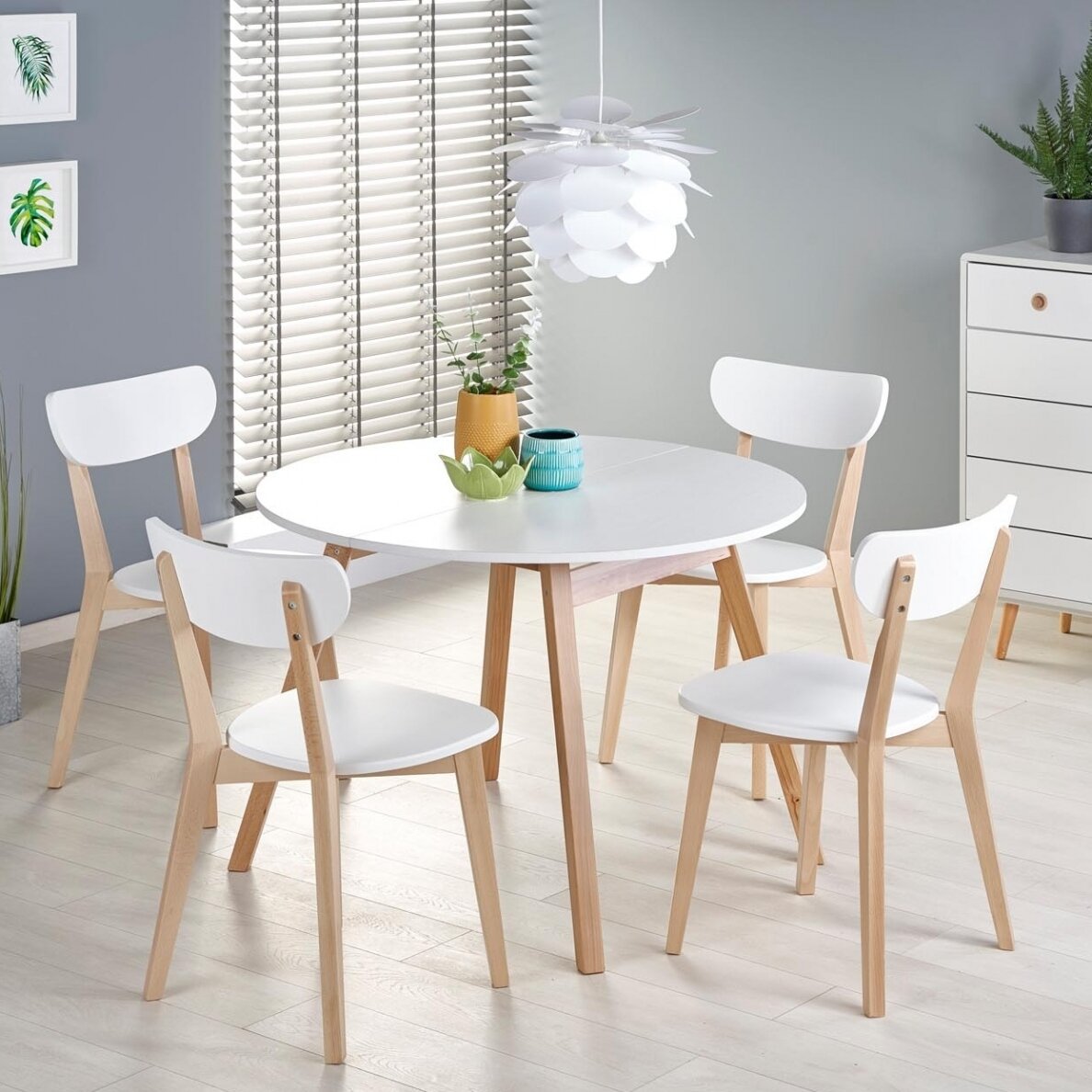 Išskleidžiamas stalas RUBEN Išskleidžiamas stalas RUBEN