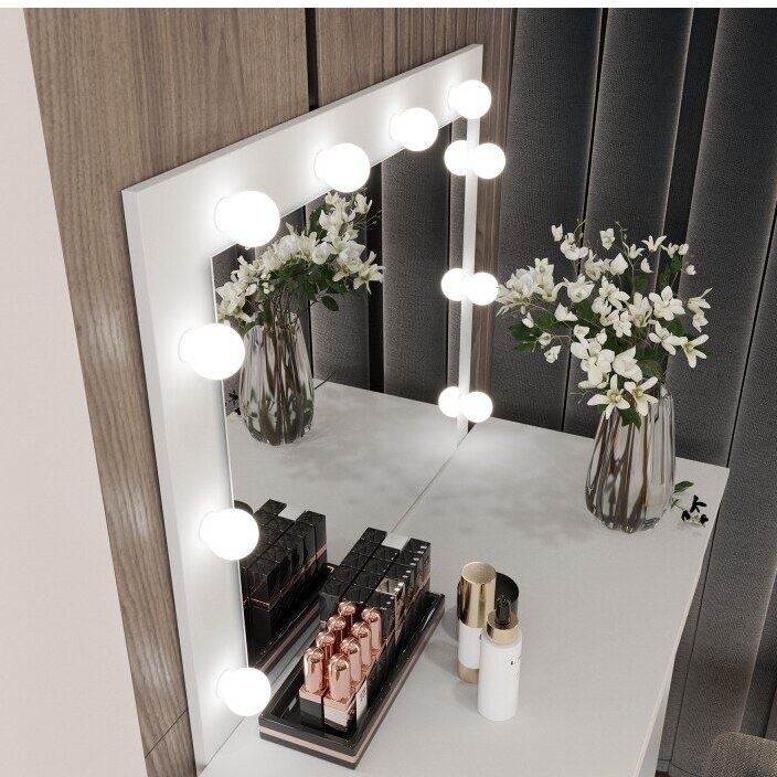 Kosmetinis staliukas LUNA II 3 Kosmetinis staliukas LUNA II 3