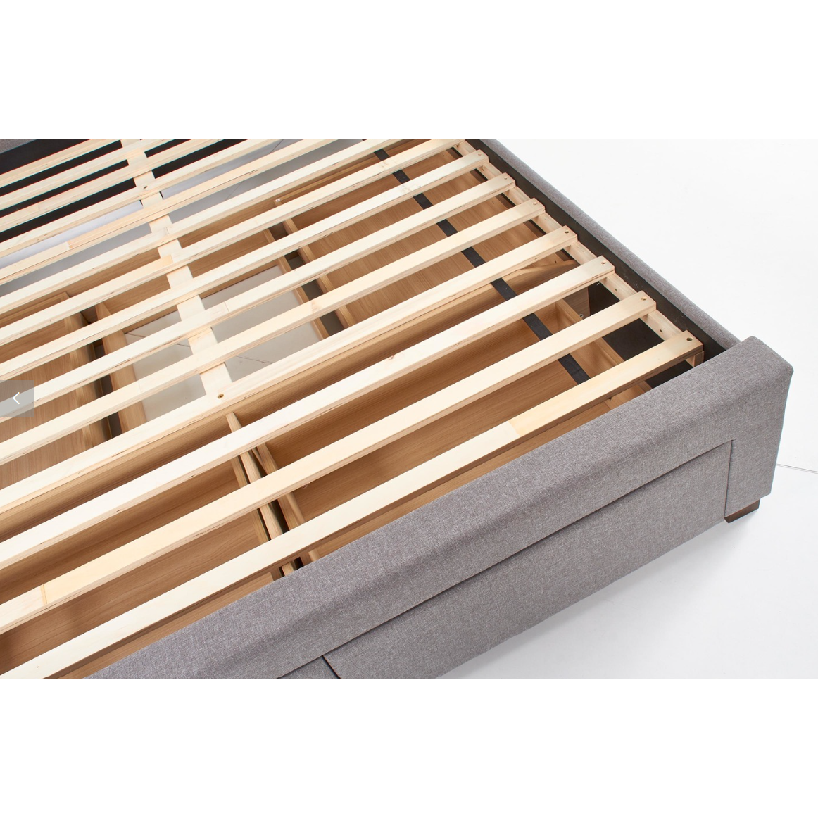 Lova su stalčiais MODENA 180 12