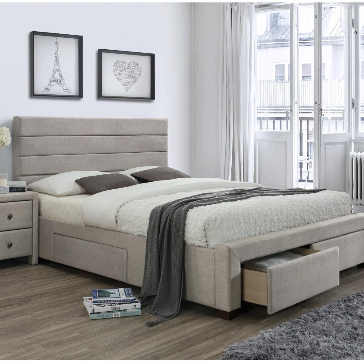 Lova su stalčiais KAYLEON 160 Lova su stalčiais KAYLEON 160