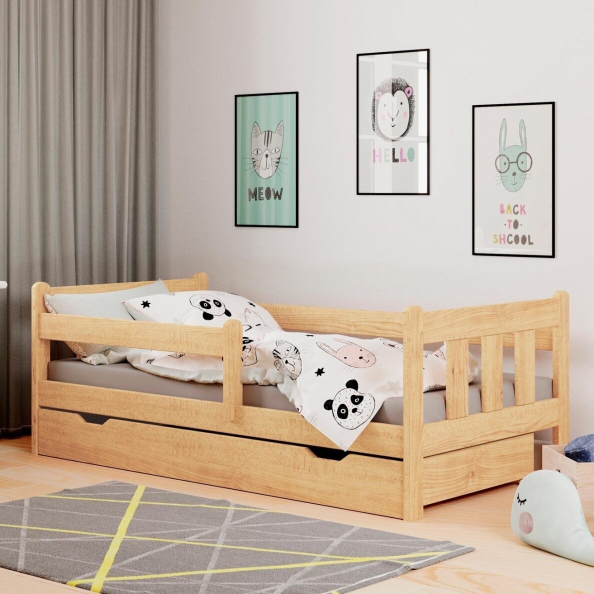 Lova su stalčiumi Marinella Lova su stalčiumi Marinella