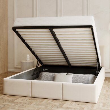 Lova Fresia 5 Lova Fresia 5