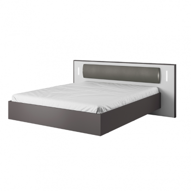 Lova su naktiniais staliukais Sega Lova su naktiniais staliukais Sega