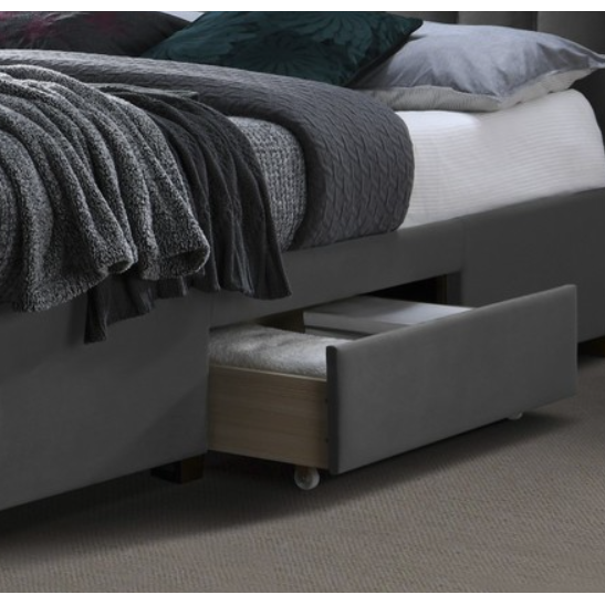 Lova su stalčiais GRACE 160 5 Lova su stalčiais GRACE 160 5