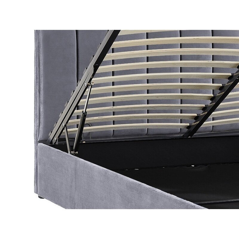 Lova Monreal 140 9 Lova Monreal 140 9