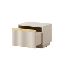 Naktinis staliukas Laro B