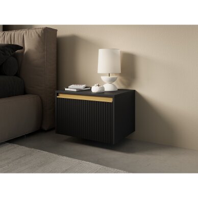 Naktinis staliukas Laro C