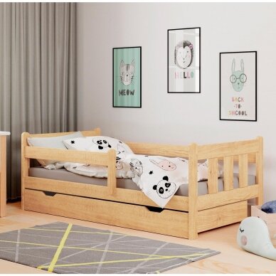 Lova su stalčiumi Marinella 7 Lova su stalčiumi Marinella 7