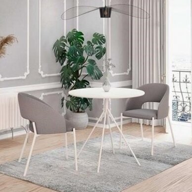 Stalas Fondi 7 Stalas Fondi 7