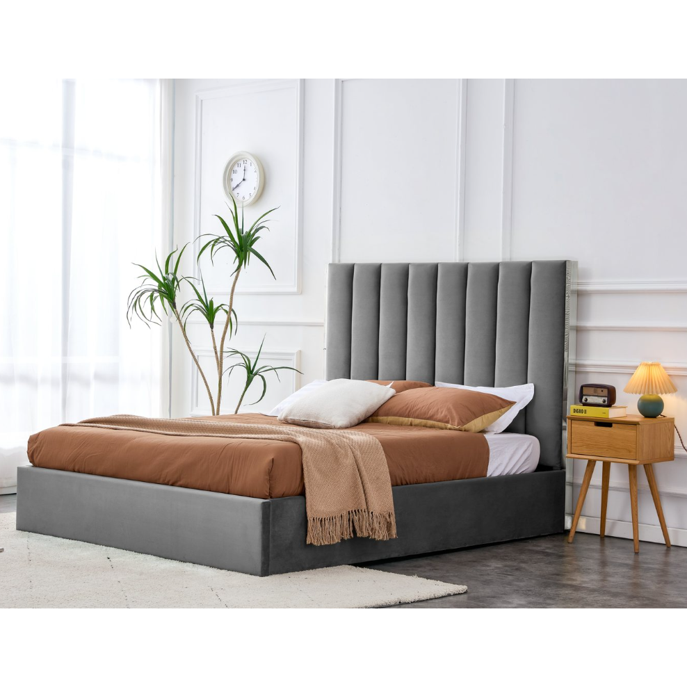 LOVA  LAZZO 160  SU PATALYNĖS DĖŽE 13