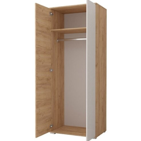 Spintos Laura Spintos Laura