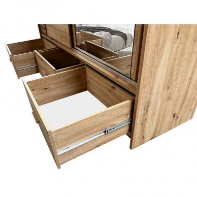 Spinta CANADA CA-1-200 su stalčiais 3 Spinta CANADA CA-1-200 su stalčiais 3