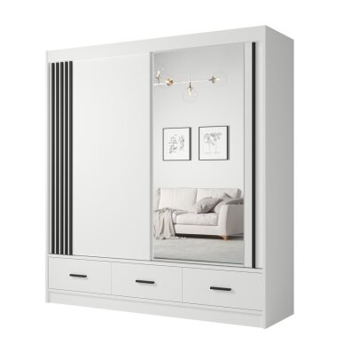 Spinta CANADA CA-24-200 su stalčiais