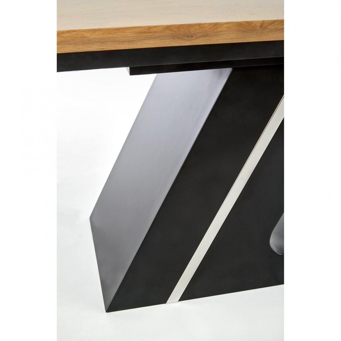 Stalas Ferguson 1 Stalas Ferguson 1