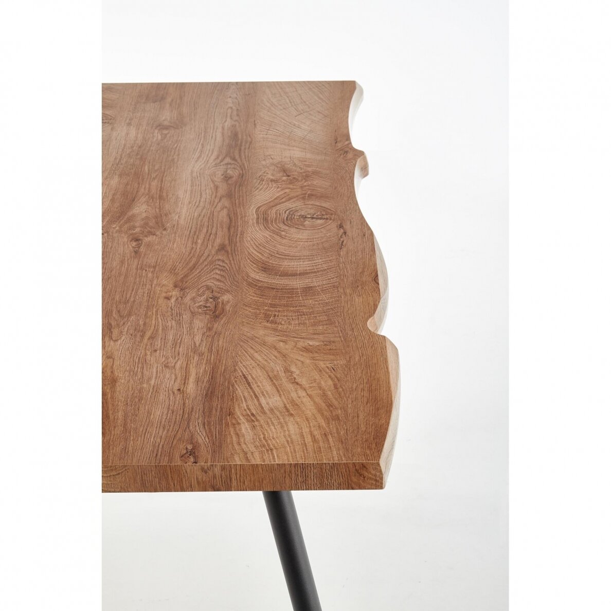 Stalas Larson 6 Stalas Larson 6