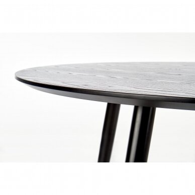 Stalas Embos 3 Stalas Embos 3