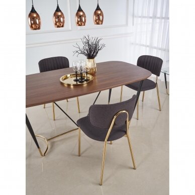 Stalas Manchester 13 Stalas Manchester 13