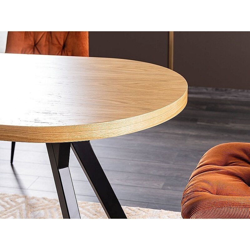 Stalas Dominga 4 Stalas Dominga 4