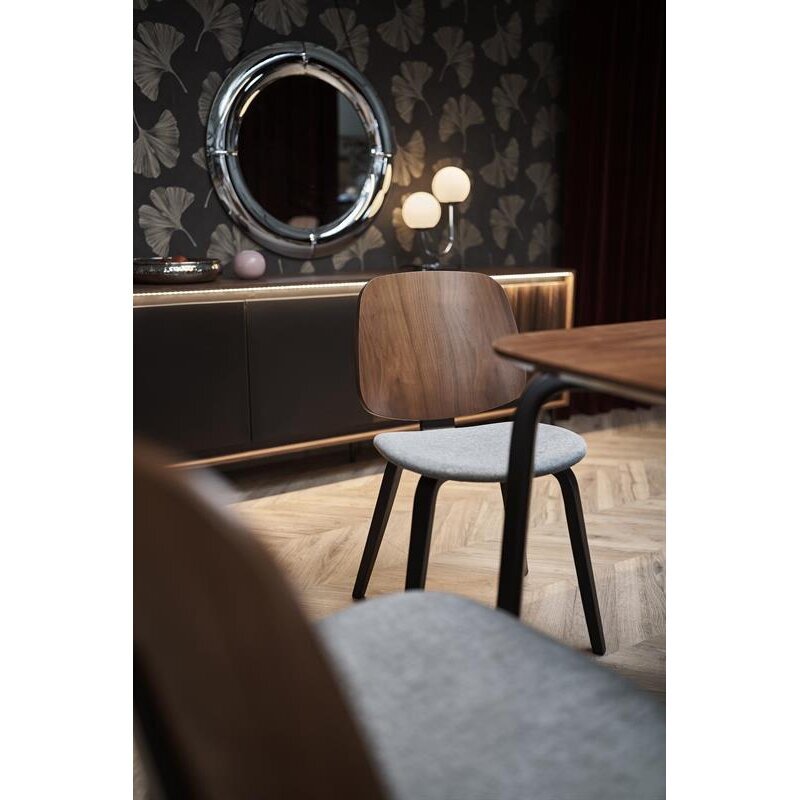 Stalas Pedro 3 Stalas Pedro 3