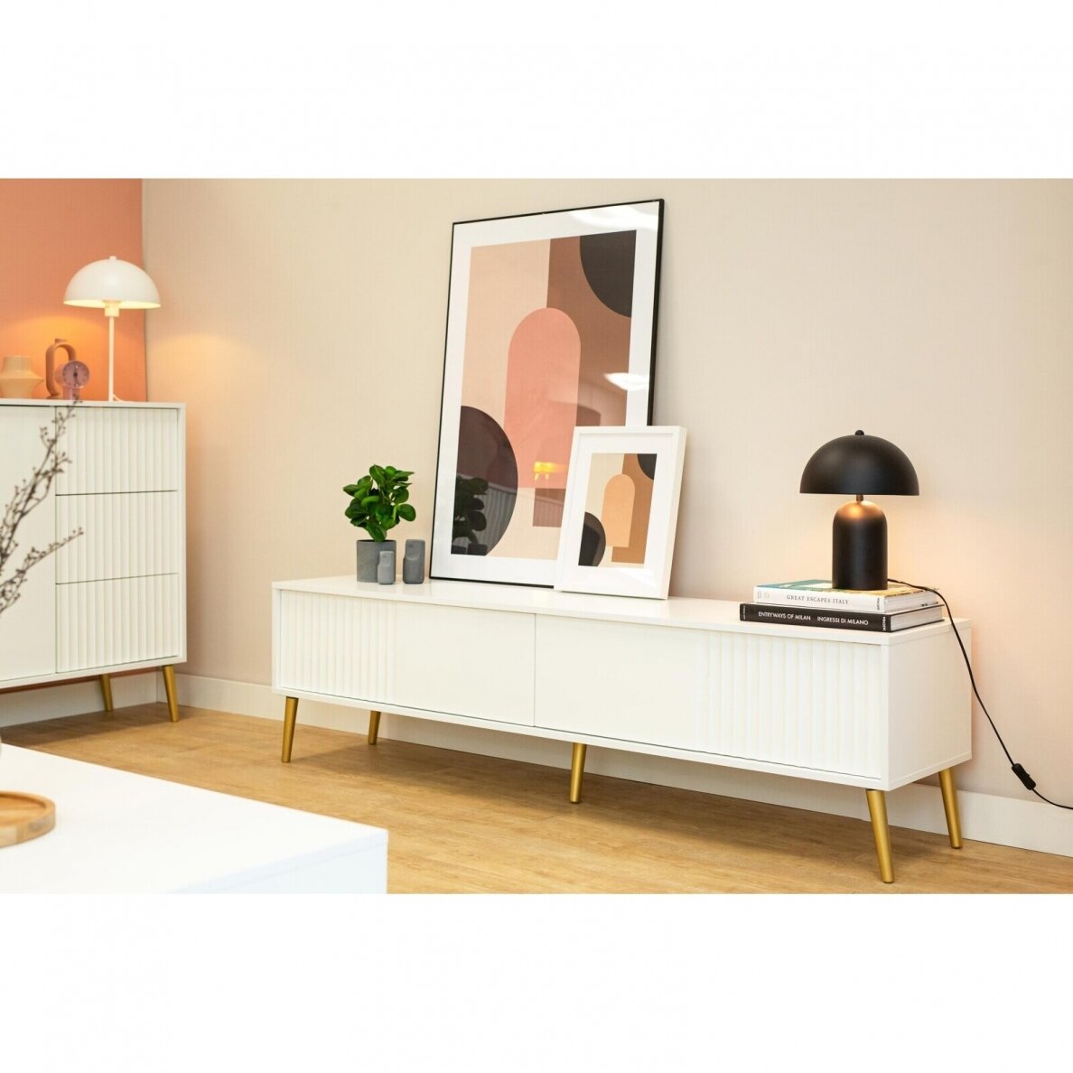 TV staliukas Barcelona White 2 5 TV staliukas Barcelona White 2 5