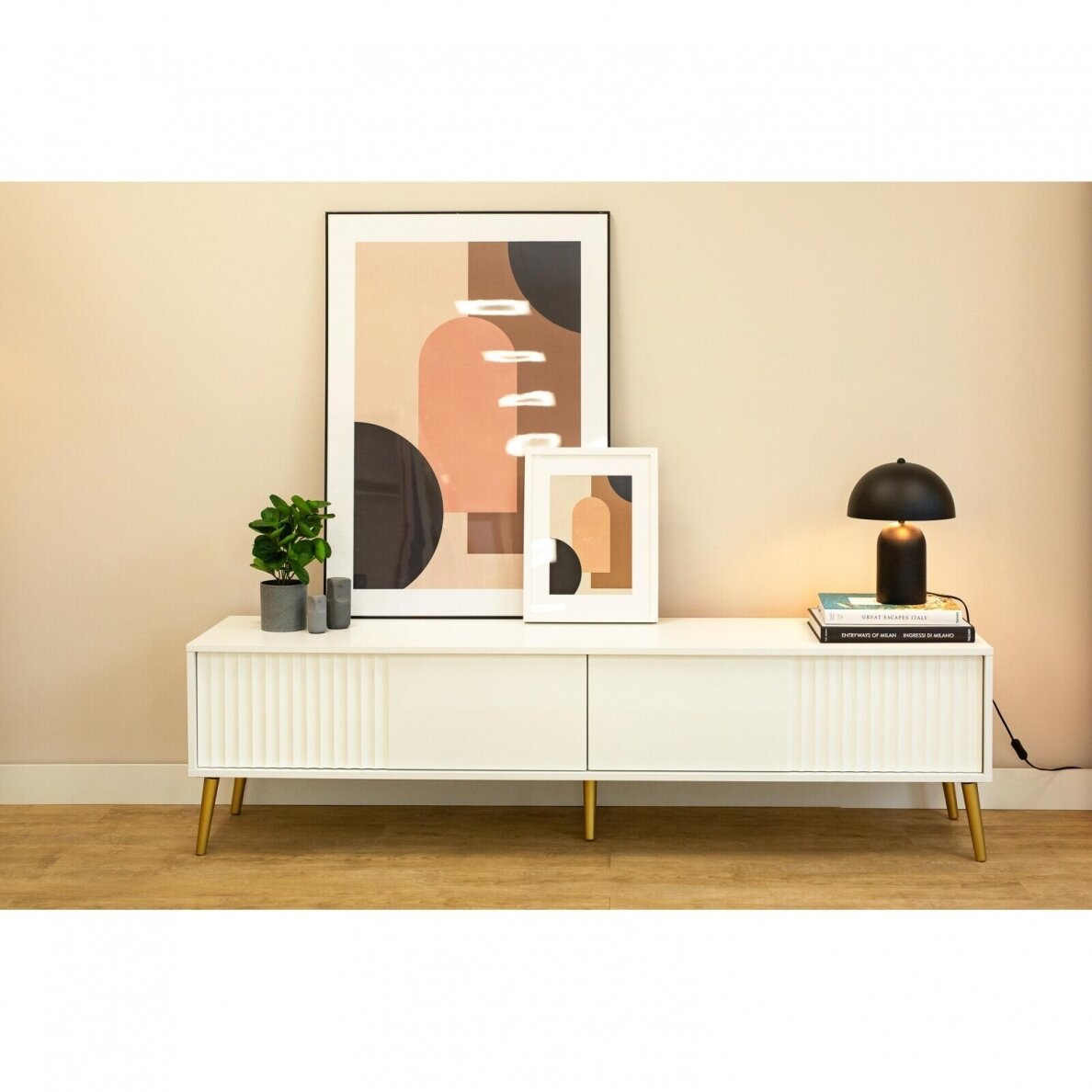 TV staliukas Barcelona White 2 6