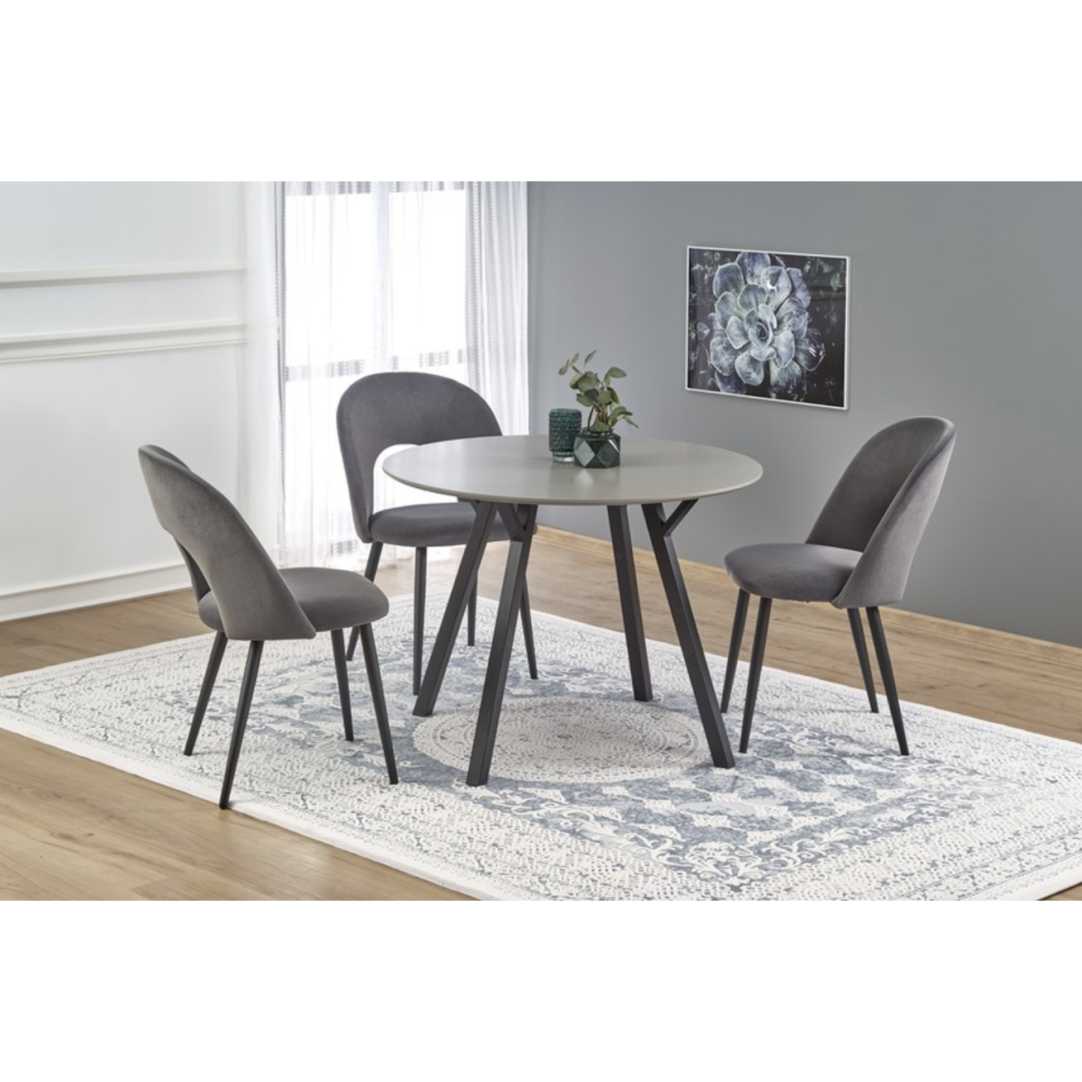 Valgomojo komplektas [Balrog stalas ir K384 kėdės]