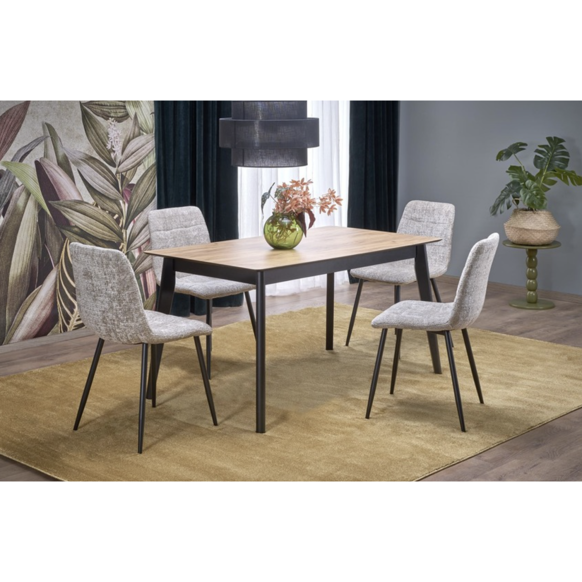 Valgomojo komplektas [Gulian stalas ir K547 kėdės]