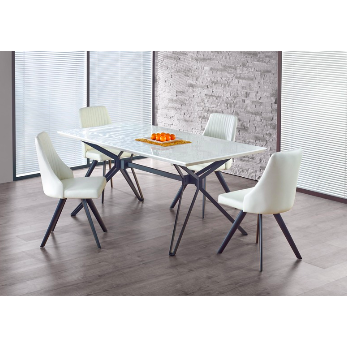 Valgomojo komplektas [Pascal stalas ir K206 kėdės]