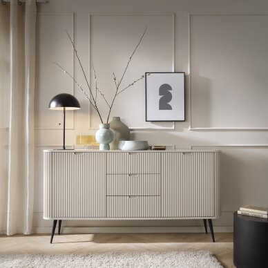 Žema komoda Vazo K Žema komoda Vazo K